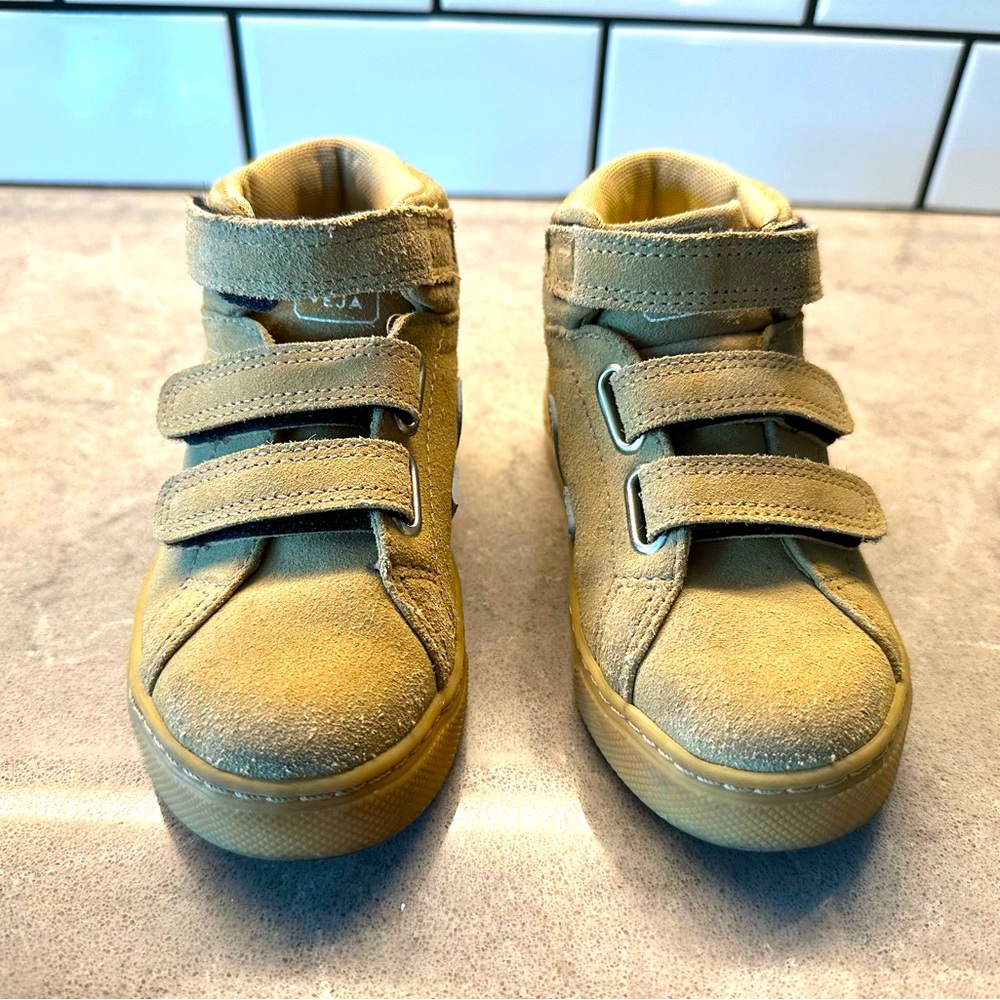 Veja Boots